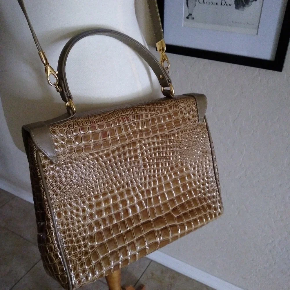 Due Fratelli Taupe Crocodile Embossed Leather‎ Top Handle Bag Made in Canada